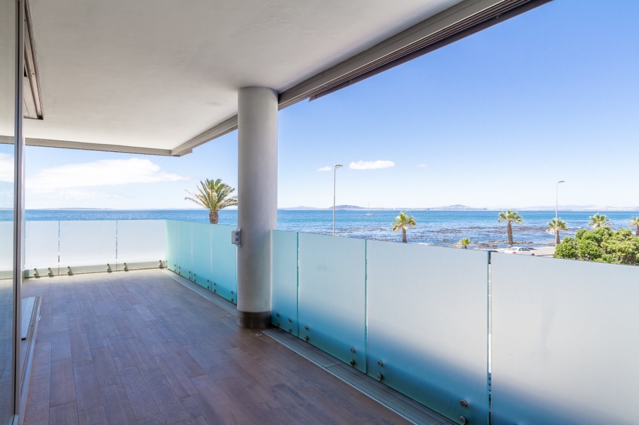 To Let 3 Bedroom Property for Rent in Mouille Point Western Cape